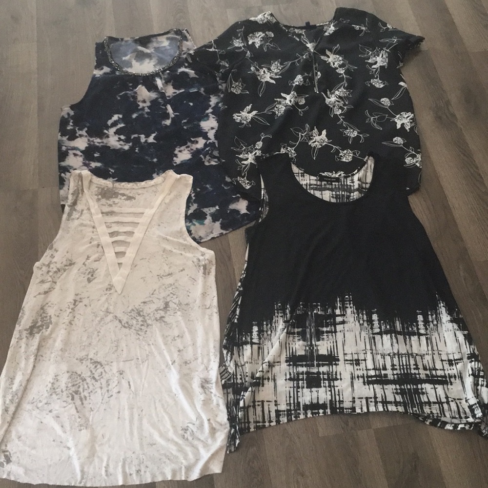 Four tops, size medium